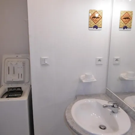 7 Pers, A 400m, 3 Ch, Terrasses, Parking, Proche Commerces Et Loisirs - Fr-1-795-44 Villa Narbonne