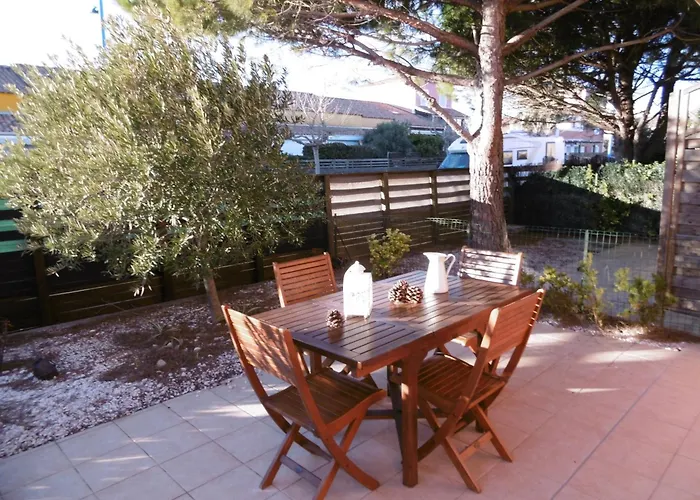Villa 7 Pers, A 400m, 3 Ch, Terrasses, Parking, Proche Commerces Et Loisirs - Fr-1-795-44 *
